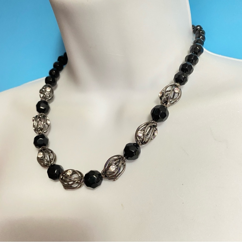Elegant Black and Silver Beaded Necklace